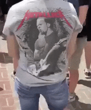 Metallica shirt in the wind