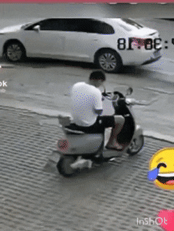 Nylon attacks motorcyclist