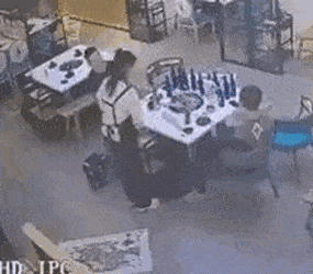 Self defense of girl in restaurant
