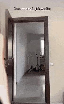 Normal and GTA walking girl