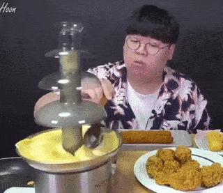 Broken dough mixer